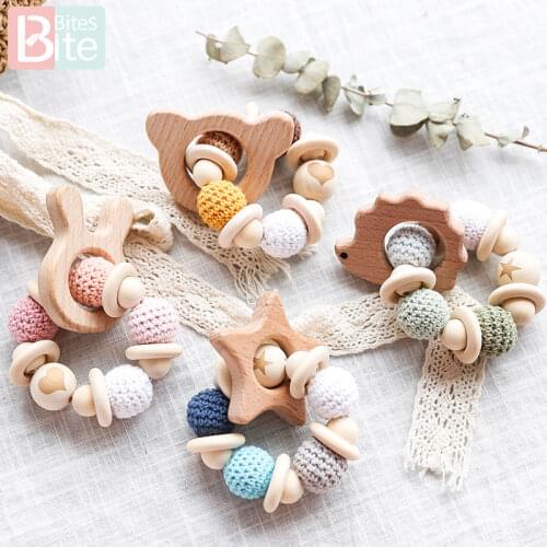 1PC Wooden Teether Hedgehog Pandent Baby Bracelet Crochet Beads Wood Crafts Ring Engraved Beads Baby Teether Wooden Toys Product