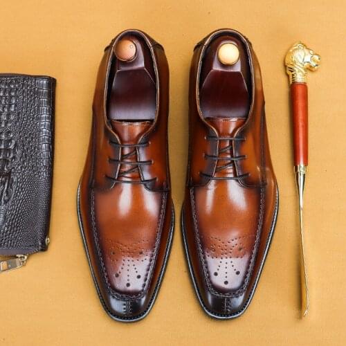 Men Original Leather Polished Designer Brand Brogues Dress Carved Suit Genuine Leather Brown Laces Wedding Shoes Phenkang 2021