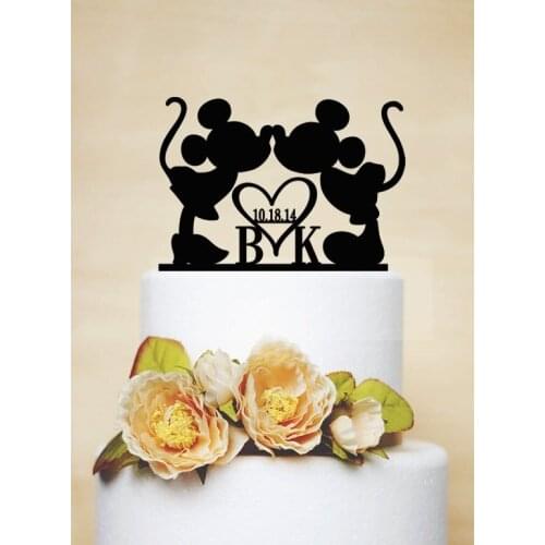 Custom Wedding Cake Topper,Mouce couple Cake Topper With Wedding Date,Initials Cake Topper,bridal shower topper