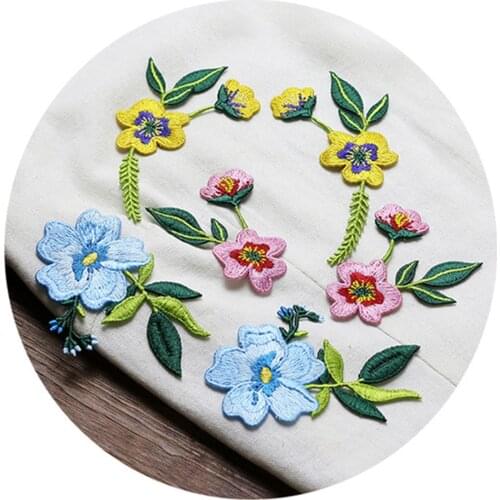 Ursmart High Quality beautiful Flower Floral Patch Applique Badge Embroidered Fabric Sticker Clothes Jacket Jeans Garment Patch