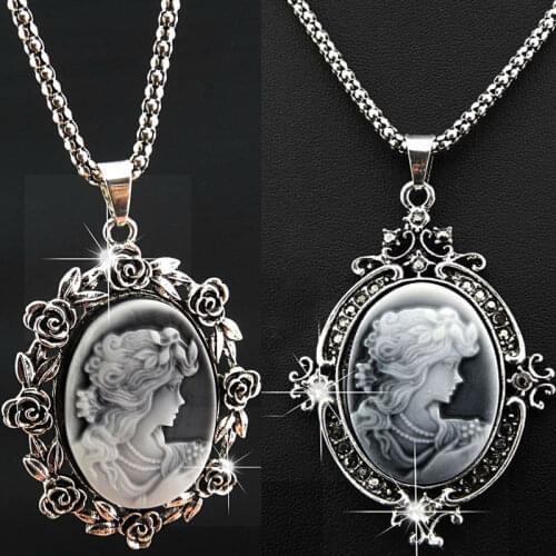 2PCS Trendy Luxury Antique Silver Flower Princess Beauty Head Vintage Rhinestones Pendant Necklace for Women Party Jewelry A132