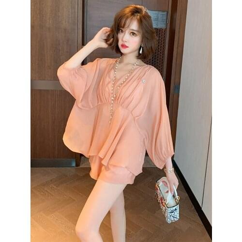 Trendy Loose-Sleeved Ruffled Hem Meat Cover V-neck Shirt + Wide Leg Shorts Solid Color Suit Womens Fashion Summer New