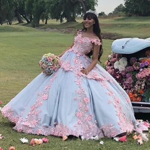 Blue Ball Gown Quinceanera Dresses With Handmade Pink Flowers Off shoulder Formal Party Gowns Pageant Court Train Sweet