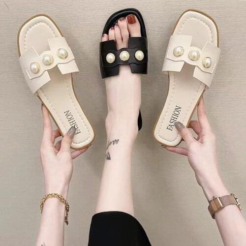 2021 Hot Women Slippers Fashion Pearl Design Elegant Flat Shoes Korean Version Beige Low Heel Ladies Flip Flop Casual