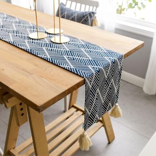 Modern minimalist table flag coffee table fabric decoration in the middle of a rectangular TV cabinet shoe cabinet cover Nordic