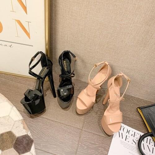 Hollow Cross Belt Buckle Nightclub Catwalk Shoes 2021 New Womens High-Heeled Sandals Sexy Fashion Word Waterproof Platform