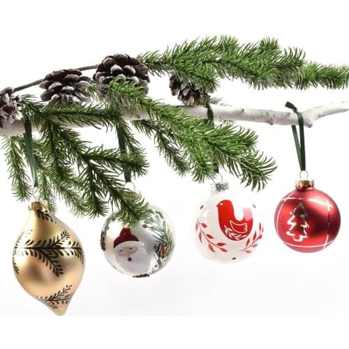 Christmas decorations scene layout dress up pendant ornaments glass painted Christmas ball ornaments mall window hanging balls