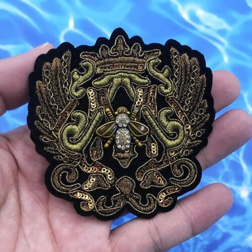 Embroidered Metal Bee Crown Patches for Clothing Applique Sew on Clothing A Level Washable Stickers Patches Decorations