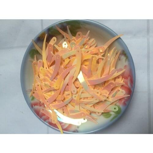 1000pcs Chilli Ivory Shape Sequins 5*32mm PVC Flat Paillette Decoration Ivory 1 Hole Beige AB