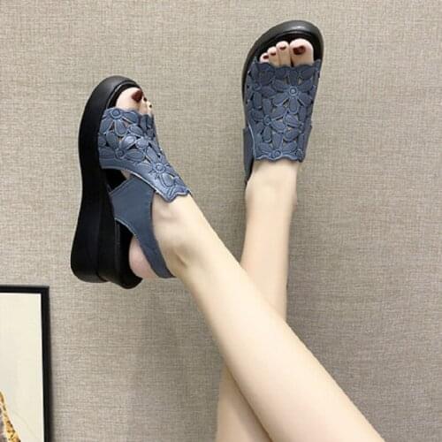 Thick-Soled Wedges With Elegant Flowers And Comfortable Ladies Sandals Hot Sale Summer Fashion With Waterproof Platform