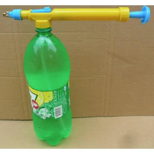 Mini plastic interface juice bottles with wheels, spray gun, pressure water sprayer for garden bonsai, water pesticide spraying