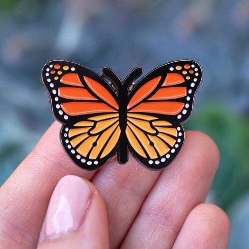 Pinsanity Monarch Butterfly Enamel Brooch Pin Backpack Hat Bag Collar Lapel Pins Badges Women Mens Fashion Jewelry Accessories