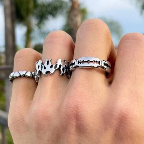 Vintage Hollow Fire Flame Razor Blade Rings Set Fashion Geometric Heart Adjustable Rings for Women Men Punk Jewelry Accessories
