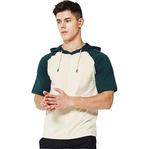Summer mens T-shirt casual splicing loose hooded top comfortable shirt mens new sportswear Hoodie short sleeve mens T-shirt