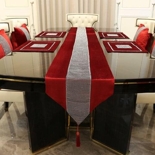 European style Table Runner Rhinestones Flannel Diamond high quality luxurious faux silk Table Runners For Wedding Party Decor