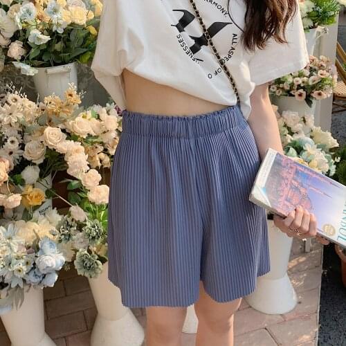 New Korean style pleated loose casual five-point pants Womens wide-leg shorts are thin and high-waist
