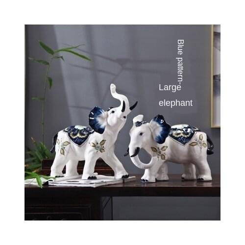 Creative new Chinese style home decoration ceramic crafts animal decoration lucky blue and white elephant retro decoration