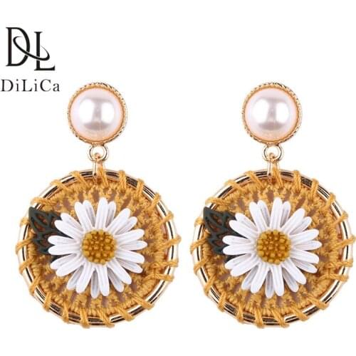 DiLiCa Cute Flower Earrings for Women Handmade Resin Drop Dangle Earrings Korean Fashion Earring Jewelry boucle d’oreille