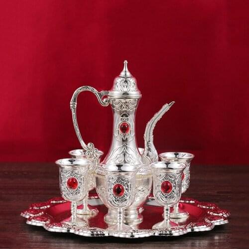 European Style Wine Glass Set Retro Pattern White Flagon Alloy Wine Glass Suit Inlaid With Red Crystal Home Decoration LD557