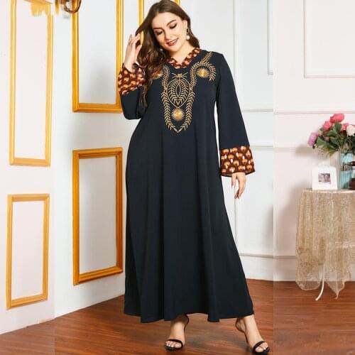 Vintage Muslim Arabic Dress Women Embroidery Long Sleeve Moroccan Kaftan Maxi Hijab Dresses Islamic ClothingDubai Abaya Vestidos