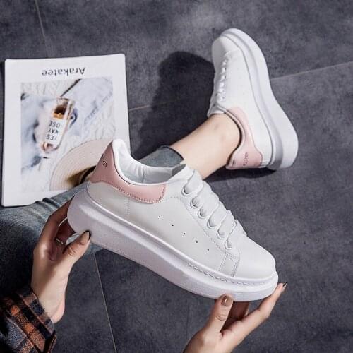 Leather Platform Sneakers Women Vulcanize Shoes Casual White Sneaker Shoes Ladies Flats Lace-up Walking Trainers