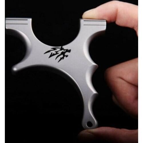 New Pocket Slingshot Shooting Hunting Tc21 Titanium Alloy Slingshot Flat Rubber Band Handmade Mini Slingshot Catapult Easy Carry