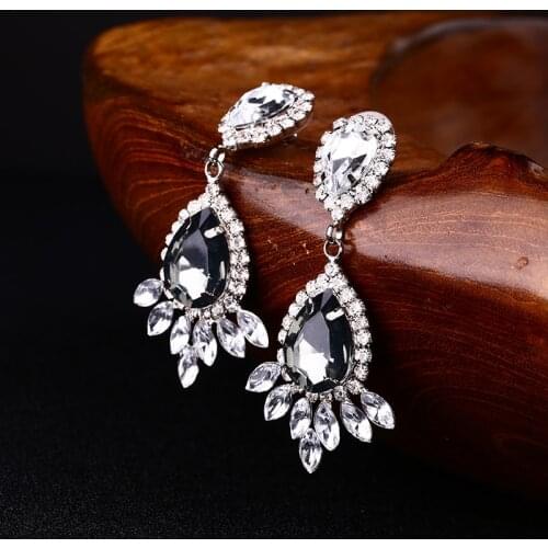 YFJEWE Classic Fashion Accessories Rhinestone Drop Earrings E113