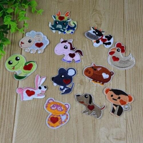 Cute Iron On Patches Rabbit Snake Monkey Cartoon Small Animal Embroidery Ironing Appliques for Childrens Clothing accessory