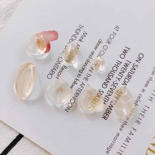 16 pcs/Batch glassoval love leaf decorationsWaxCordwomen jewelry earringsSupplies for Jewelry Accessoriestasseljewelry findings