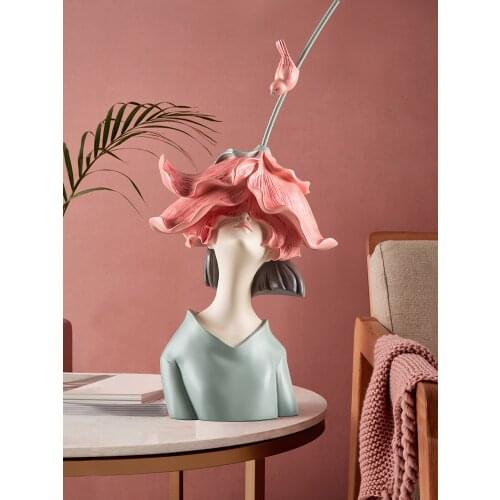 Creative Nordic art figures ornaments lovely girl living room TV cabinet wine cabinet bedroom modern home decorations