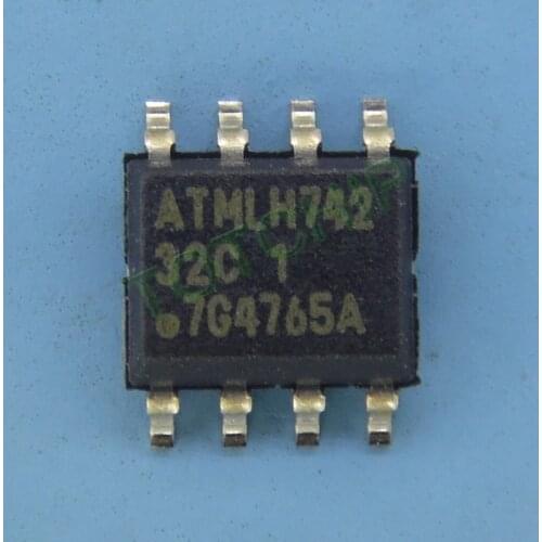 1pcs AT24C32CN-SH-T SOP8 EEPROM 4x8 1.8V