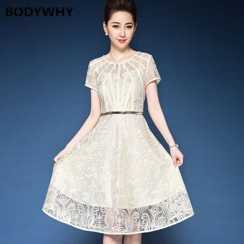 2020 Summer New Womens Dress Mother Style Temperament Short-sleeved Dress Mid-length Embroidered Slim Dress