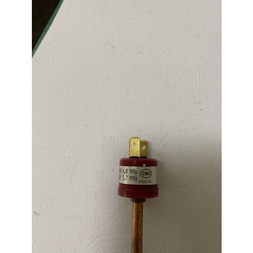 YK-4.8/3.7 type pressure controller OFF 4.8Mpa ON 3.7Mpa 250V 3A Manqiwei genuine