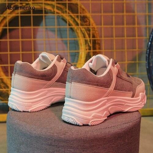 Woman Fashion Sneakers Low Light Breathable Outdoor Lady Shoes Lace-up Comfortable Jogging Shoes Soft Bottom Walking Shoes