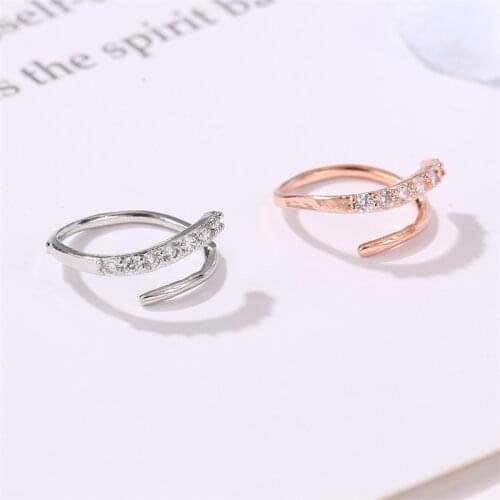 Creative New Korean Fashion Exquisite Zircon Spiral Stud Earrings for Women Trendy Personality Rose Gold Statement Earrings
