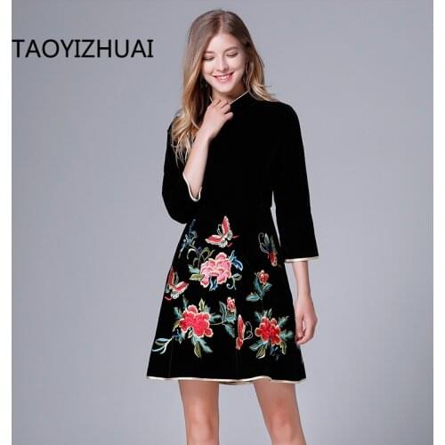 TAOYIZHUAI 2019 New Arrival Autumn Chinese Style Complex Flower Emboridery Plus Size Zipper Fly A-Line Black Dress Women 14268