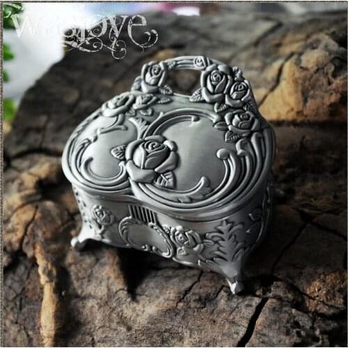 European retro Jewelry Case Trinket Box alloy metal Rings Packing Box Jewellery Storage Necklace Case Desktop storage box Z043