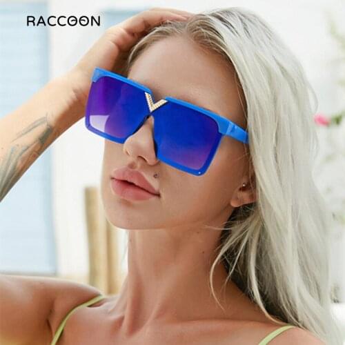 2021 Summer Fashion Luxury Brand Designer Women Sunglasses Overszied Square V Decoration Sun Glasses Popular Oversized Eyewear