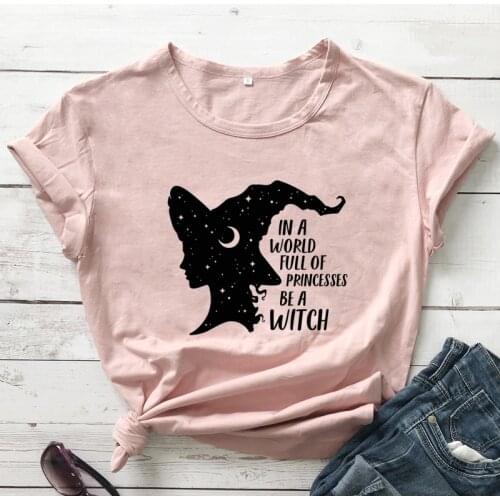 Vintage Women Halloween Tshirt Aesthetic Starry Basic Witch Graphic Tees Tops In A World Full Of Princesses Be A Witch T-shirt