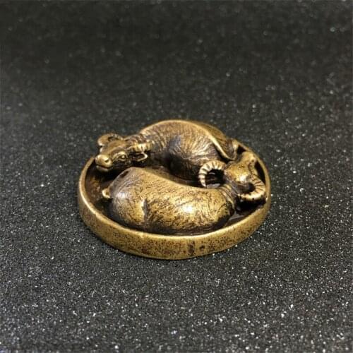 Retro Copper Buffalo Ornaments Chinese Gossip Feng Shui Home Decor Retro Brass Animal Cattle 3D Statue Crafts Desk Decorations