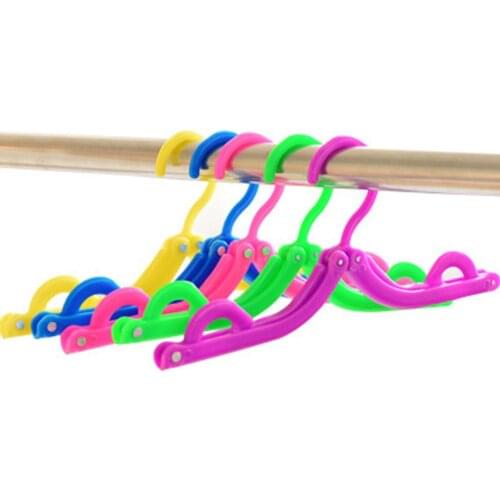 Hanger Travel Collapsible Portable Hangers Magic Plastic Anti-skid Clothes Holder