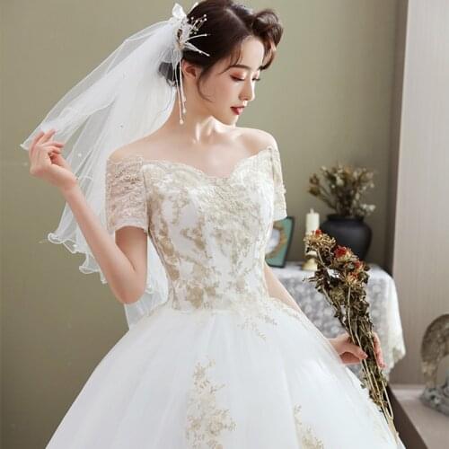 Elegant Wedding Dresses Ball Gown V-Neck Short Sleeve Gold Embroidered Flowers Wedding Gowns For Bride Robe De Mariee 2021