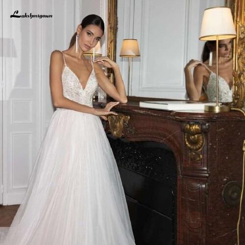 Lakshmigown Glitter Tulle Beach V Neck Wedding Dress A Line 2020 Suknia Slubna Lace Beading Chic Bridal Dress Spaghetti Straps