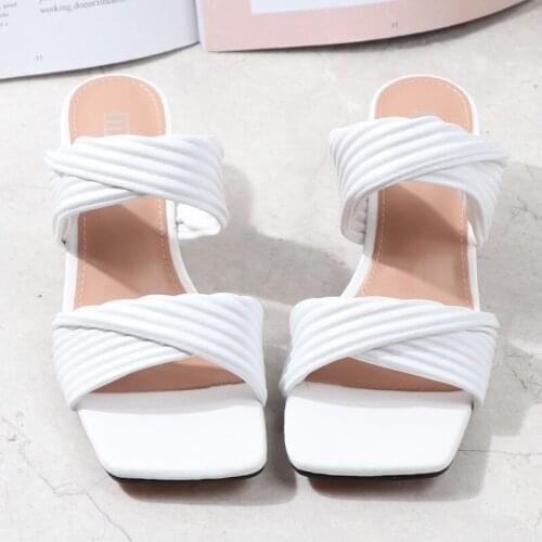 Women Slippers 2021 Fashion Brand Weave Ladies Slides Outside Square High Heels Mules Sandals Summer Pumps Shoes