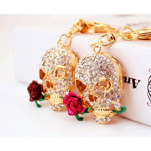 Wholesale Creative Death Rose Skull Car Key Chain Metal Womens Bag Pendants Accessories