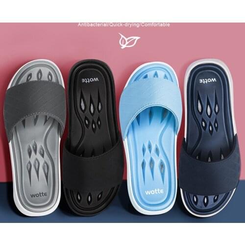 Mens Slippers Summer Shoes Leaking Hole Slippers Non-slip EVA Soft Slides Bathing Flip Flops Outdoor Beach Sandals Women Shoes