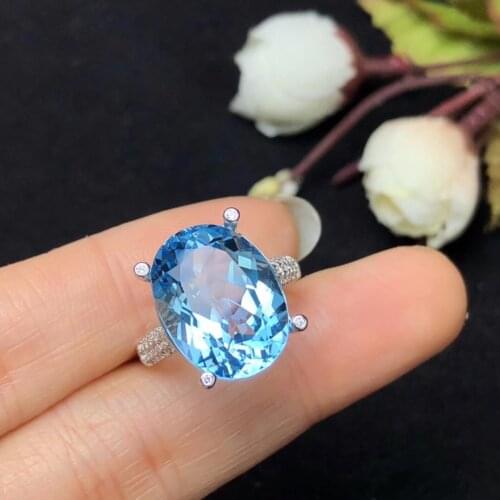 12 carat natural topaz ring, 925 silver, sky blue, exquisite craftsmanship. Beautiful color, ladies exclusive ring