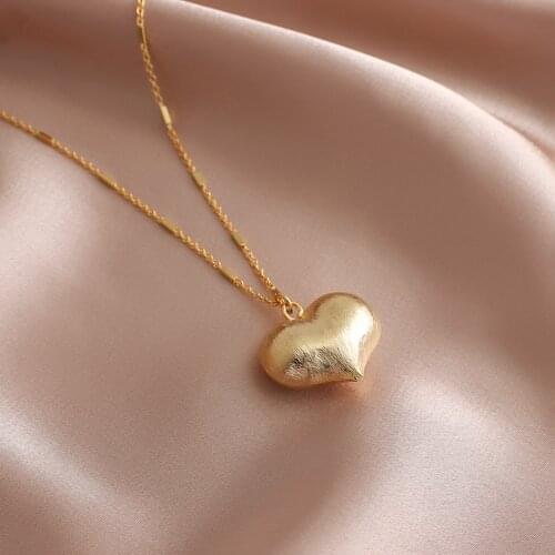 Gojomem Fashion Heart-shaped Gold-plated Pendant Necklace Jewelry for Women Statement Valentines Day Gift Romantic
