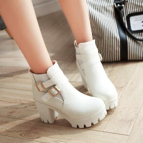 Chic Gold Metal Buckle Strap Women Motorcycle Boots Black White Shoes Woman Size 33-43 Round Toe Chunky Heels Platform Goth Boot