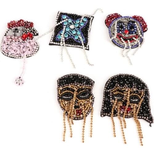 Maxsin 1 Pc High Quality Handmade Beaded Cartoon Colourful Rhinestone Tassel Clothing Accessories Handbag Shoe Hat Patch DIY